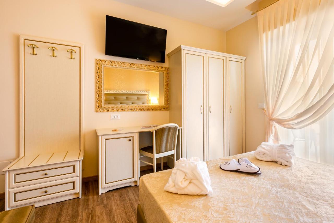Hotel Mazzanti Milano Marittima Ngoại thất bức ảnh